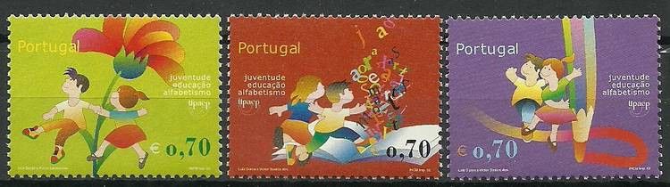 Znaczek Portugalia 2002 Mi 2580-2582 Czyste **