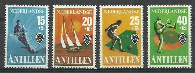 Znaczek Antyle Holenderskie 1978 Mi 355-358 Czyste **