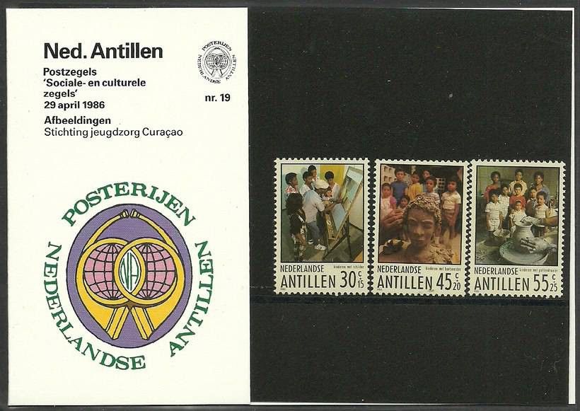 Znaczek Antyle Holenderskie 1986 Mi 586-588 Czyste **