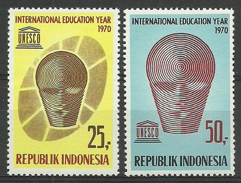 Znaczek Indonezja 1970 Mi 680-681 Czyste **