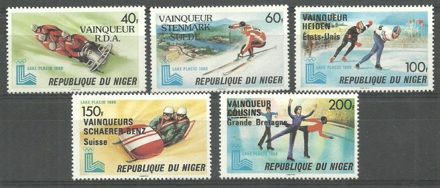 Znaczek Niger 1980 Mi 700-704 Czyste **
