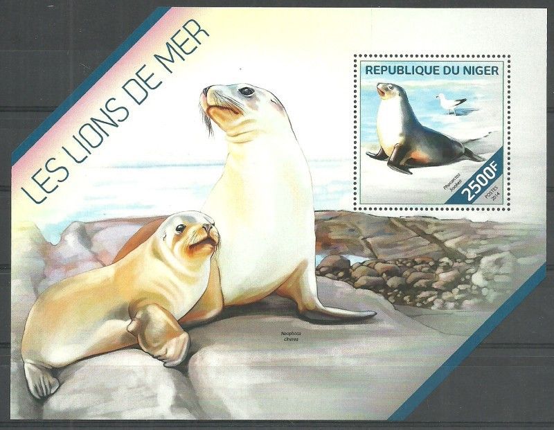 Znaczek Niger 2014 Mi bl 314 Czyste **