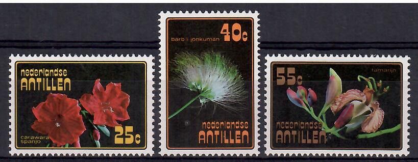 Znaczek Antyle Holenderskie 1977 Mi 335-337 Czyste **
