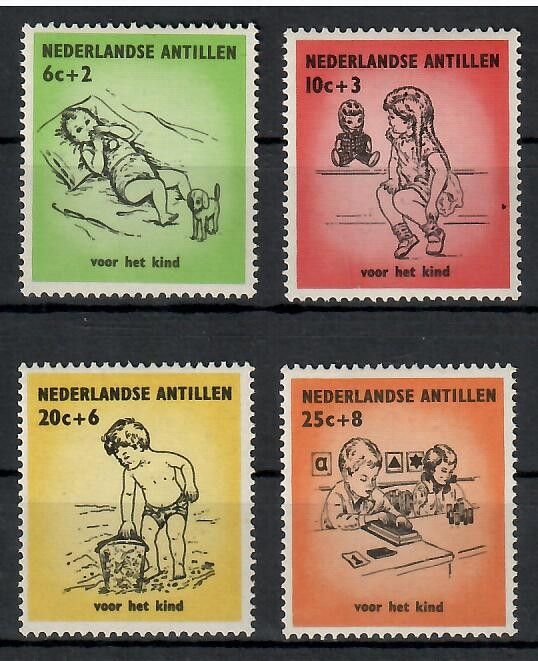 Znaczek Antyle Holenderskie 1961 Mi 113-116 Czyste **