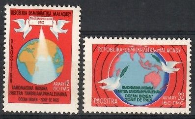 Znaczek Madagaskar 1976 Mi 820-821 Czyste **