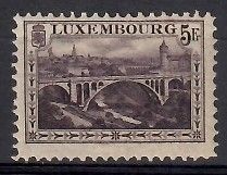 Znaczek Luksemburg 1921 Mi 136A Z podlepką *