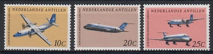 Znaczek Antyle Holenderskie 1968 Mi 198-200 Z podlepką *