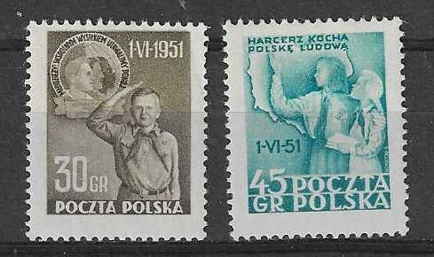 Znaczek Polska 1951 Mi 688-689 Fi 554-555 Z podlepką *