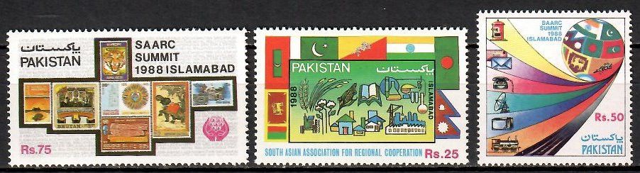 Znaczek Pakistan 1988 Mi 733-735 Czyste **