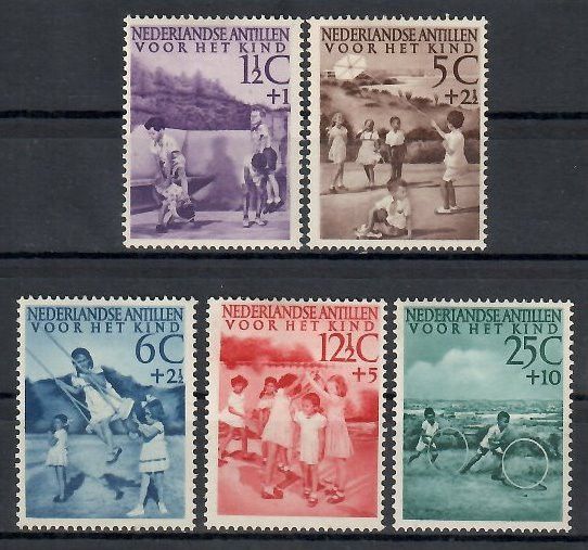 Znaczek Antyle Holenderskie 1951 Mi 29-33 Z podlepką *