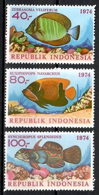 Znaczek Indonezja 1974 Mi 794-796 Czyste **