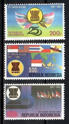 Znaczek Indonezja 1992 Mi 1437-1439 Czyste **